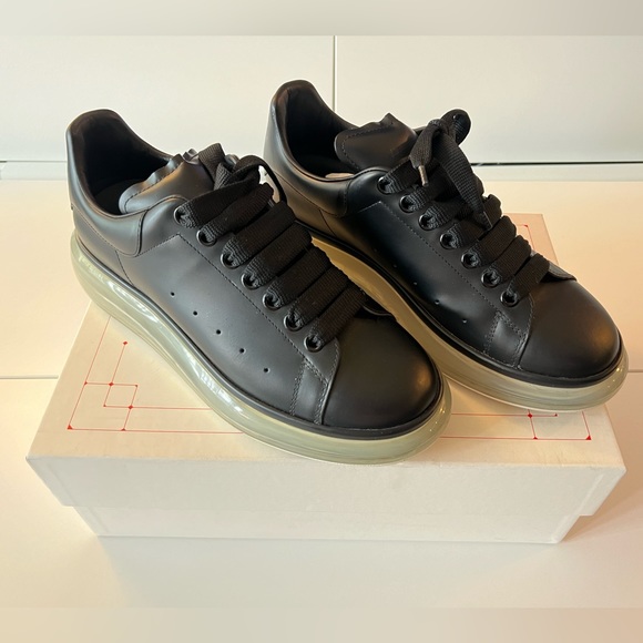 *SOLD* Alexander McQueen Men's Oversized Gel Sole Leather Platform Sneakers - Picture 1 of 8